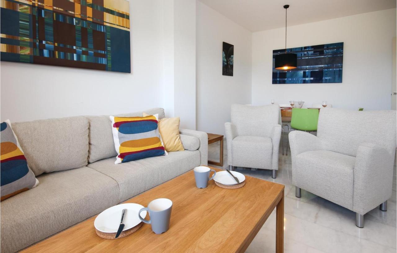 Apartamento Beautiful In With Wifi